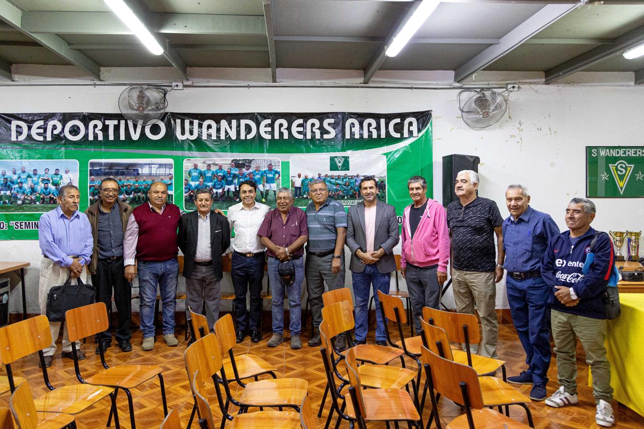 Gobernador Regional Jorge Díaz se reúne con Club Deportivo Wanderers de Arica